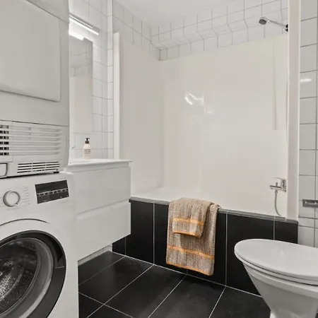Center Deluxe Guest house 3*